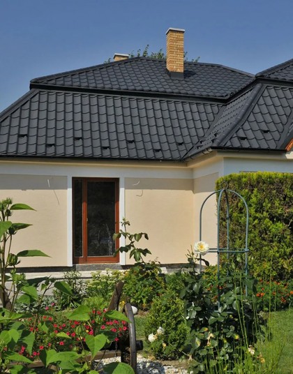 PROFIL – Obľúbená veľkoformátová plechová strešná krytina